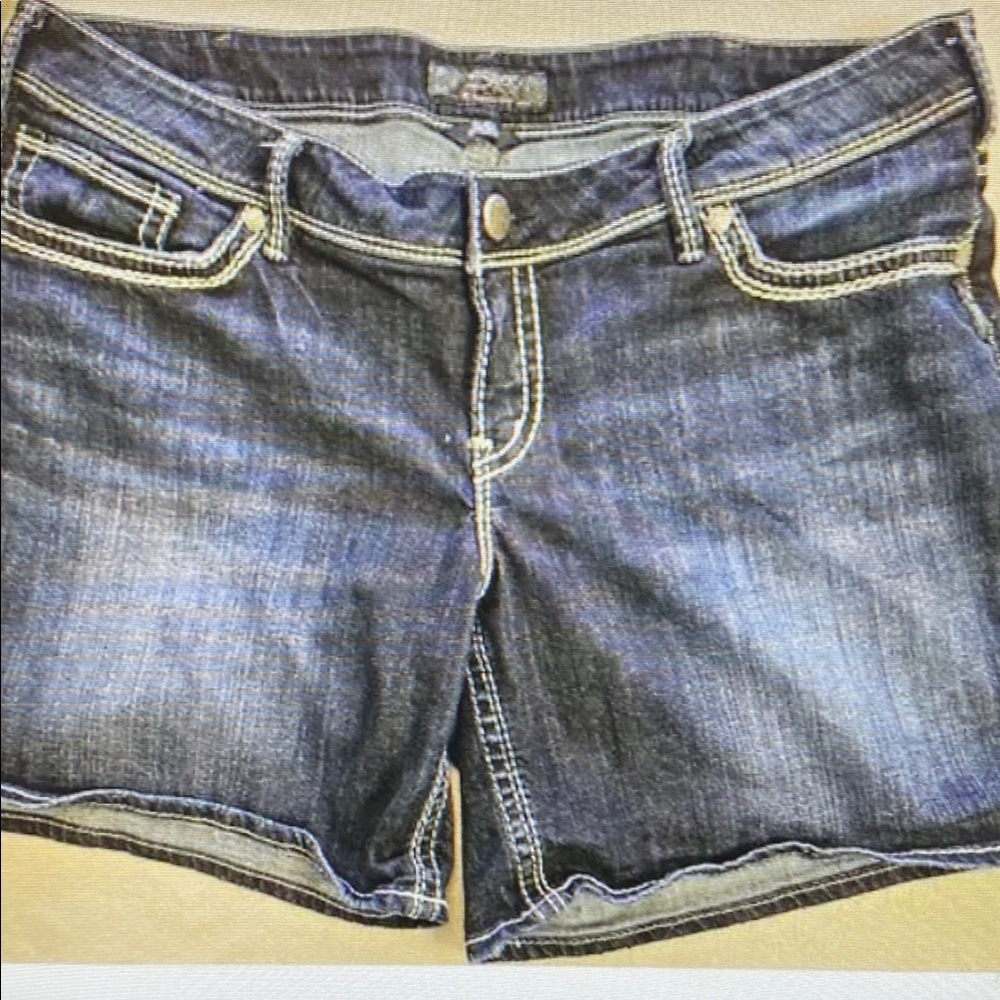 Women’s Athletic Denim-Style Shorts in Dark Blue